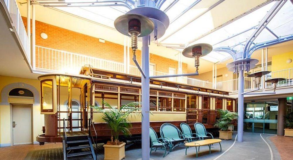 Quality Hotel Dickson Canberra Exterior foto