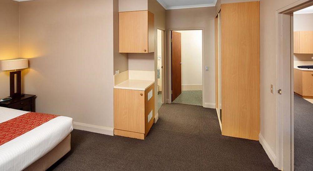 Quality Hotel Dickson Canberra Exterior foto