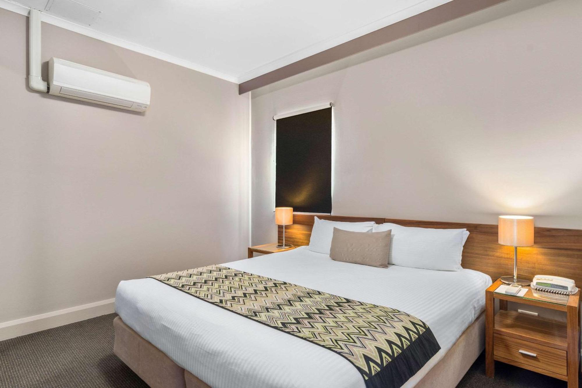 Quality Hotel Dickson Canberra Exterior foto