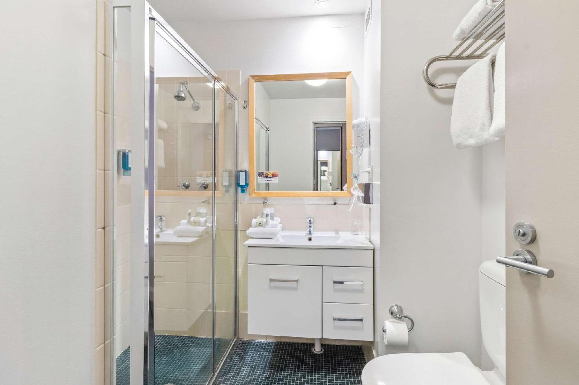 Quality Hotel Dickson Canberra Exterior foto